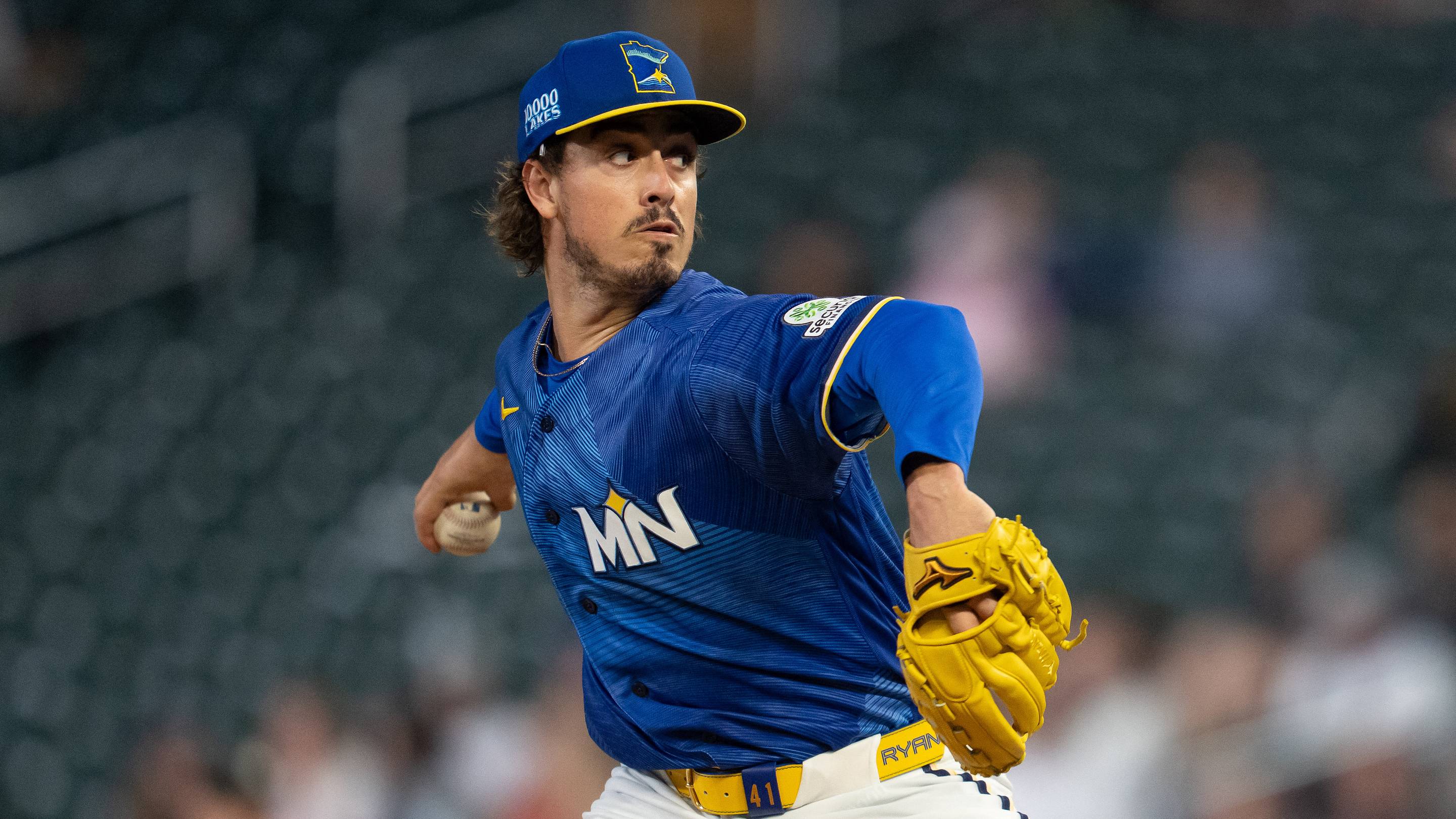 Projecting Twins' 2027 Opening Day starting rotation with players currently on roster — Puckett's Pond (Twins)